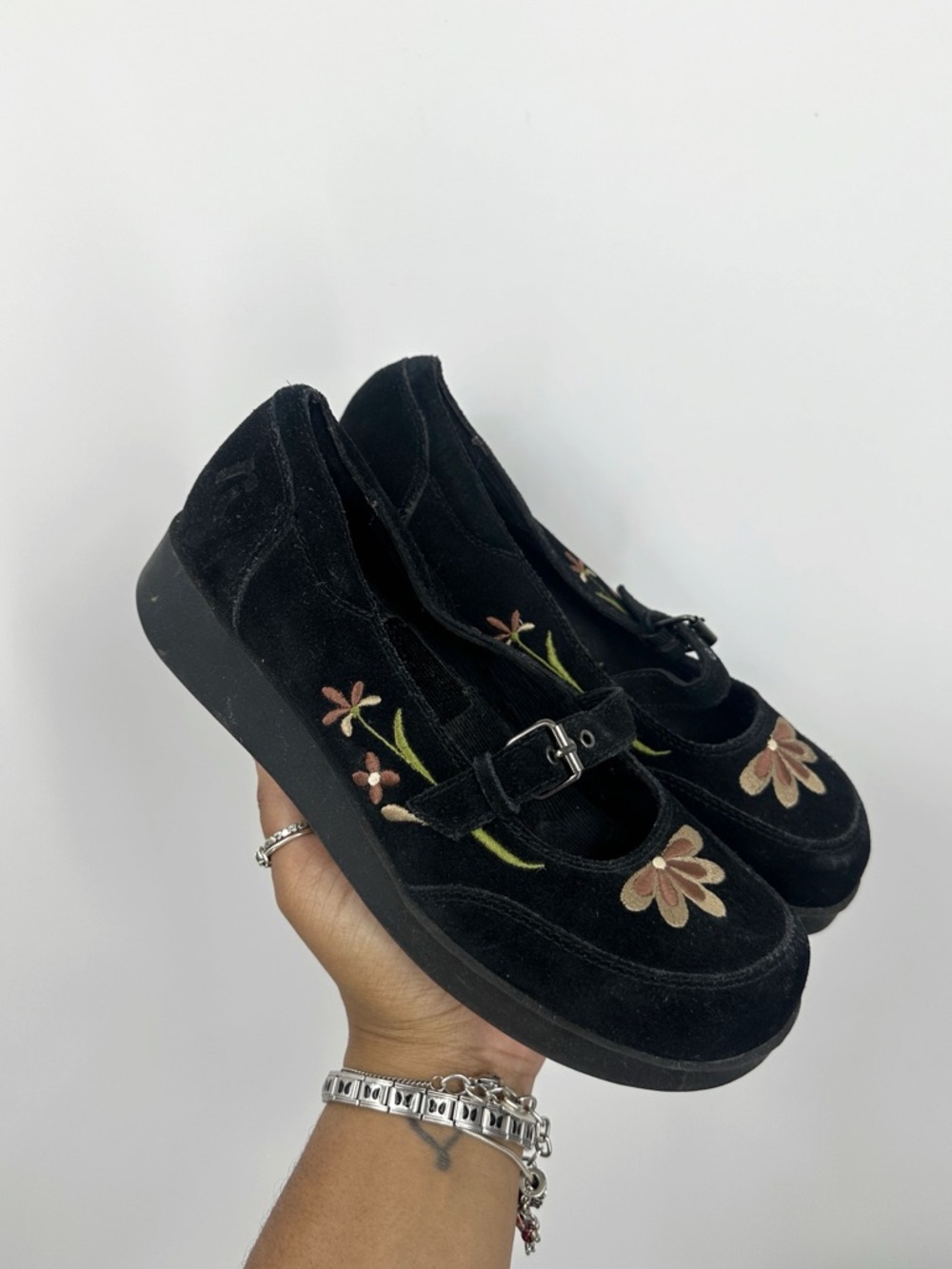 Report Vintage Y2K Velvet Black Mary Jane Shoes Size 7.5 Whimsical Fairycore